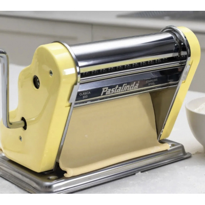 Fabrica de pastas Clásica 200 amarilla Pastalinda